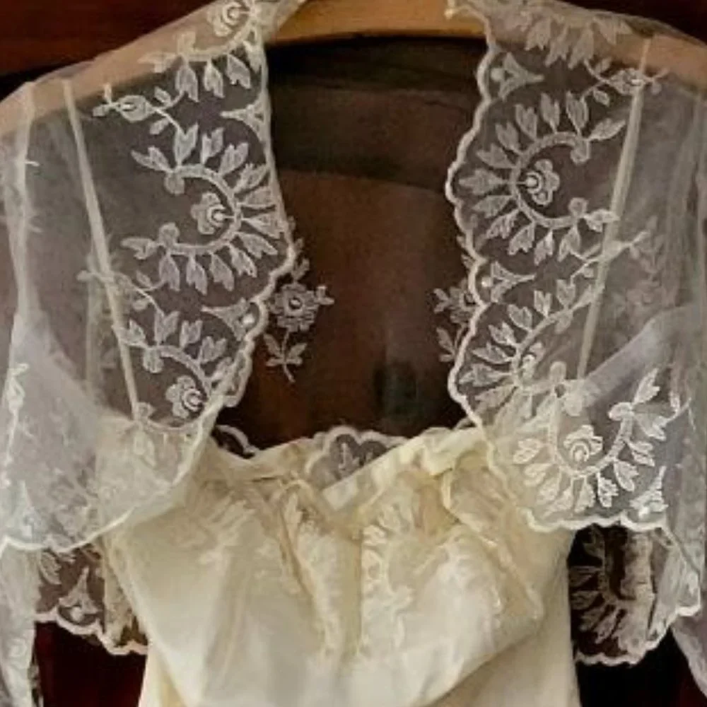 Gorgeous 1940s vintage wedding dress - Picture 7 of 7